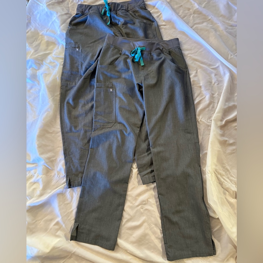 Figs scrub small pants x2 Graphite Grey Kade cargo style#t21004, po #1273 & 1227